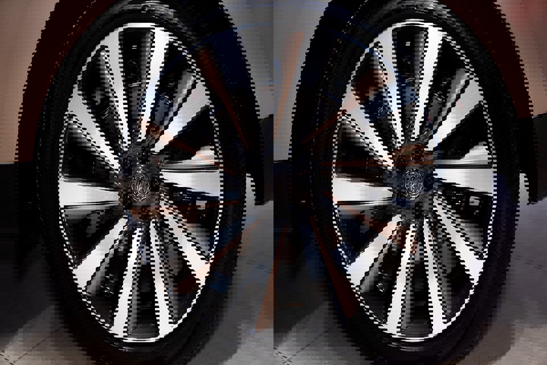 Used 2023 Land Rover Range Rover SV image 34