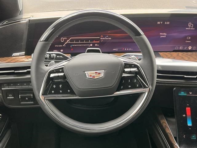 New 2026 Cadillac Escalade Platinum Sport w/ LPO, ONYX Package AWD/4WD image 12
