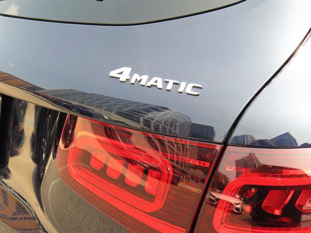 Certified 2022 Mercedes-Benz GLC 300 4MATIC image 31
