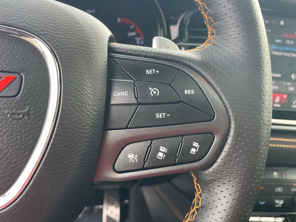 Used 2023 Dodge Durango R/T w/ Hemi Orange Plus Package AWD/4WD image 34