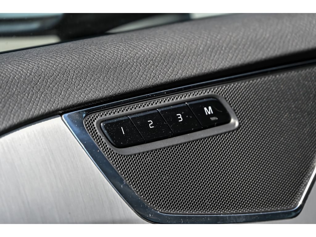 Used 2023 Volvo XC90 B5 Core w/ Climate Package AWD/4WD image 13
