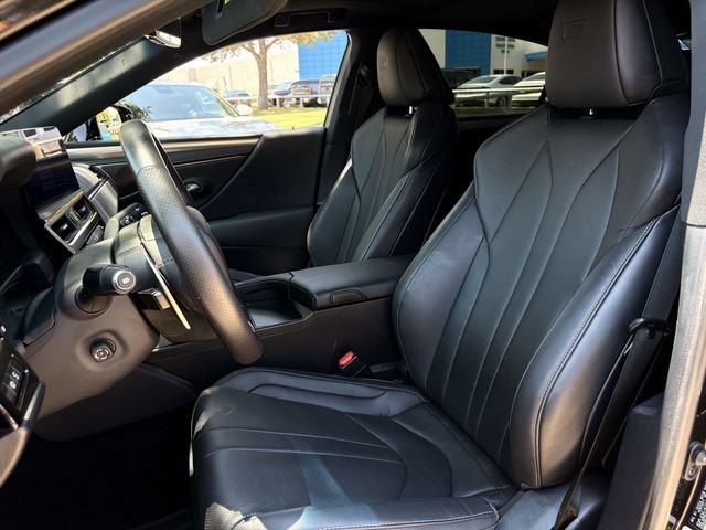 Used 2024 Lexus ES 300h F Sport w/ Accessory Package (Z1) FWD image 30
