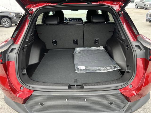 New 2026 Chevrolet Equinox EV LT image 5