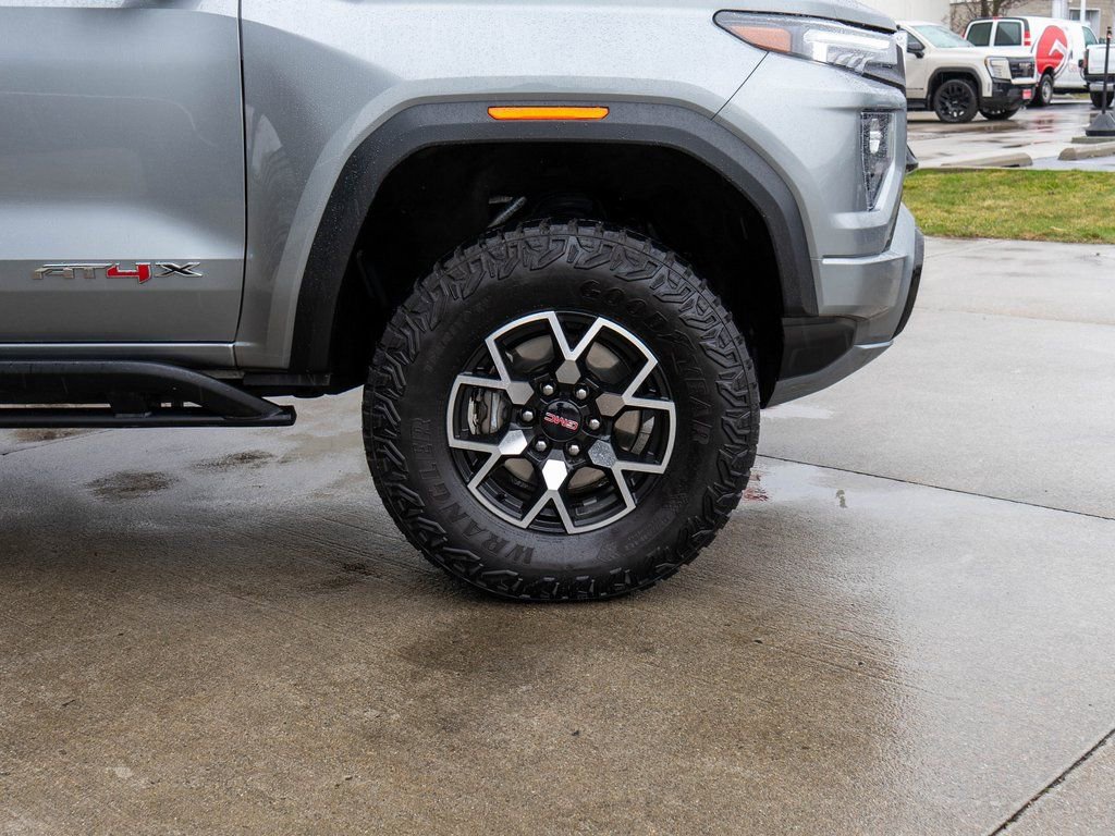 Used 2023 GMC Canyon AT4X image 35