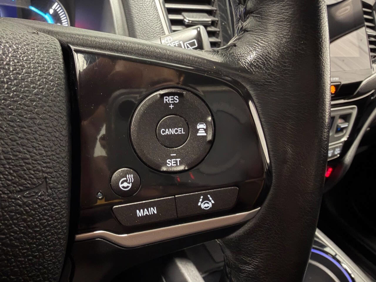 Used 2019 Honda Pilot Touring image 40