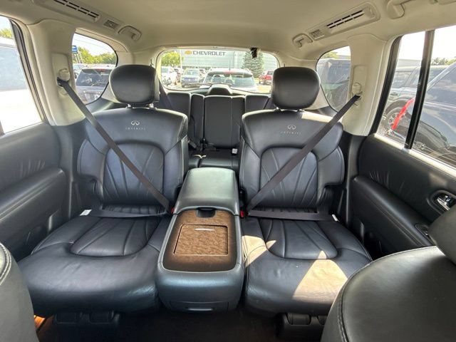 Used 2014 INFINITI QX80 4WD w/ Deluxe Touring Package image 30