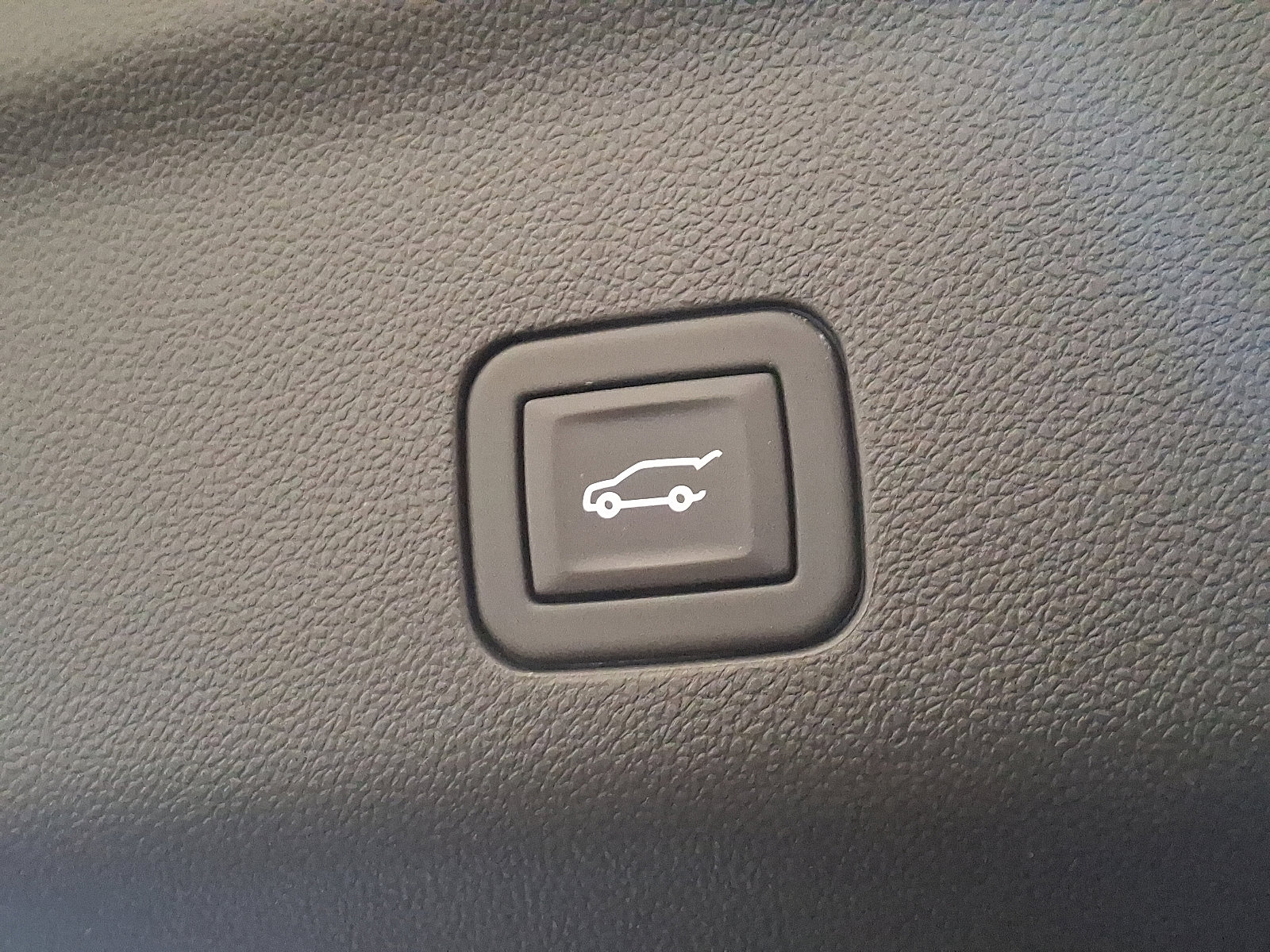 Used 2024 Cadillac Escalade V w/ LPO, Floor Liner Package image 21