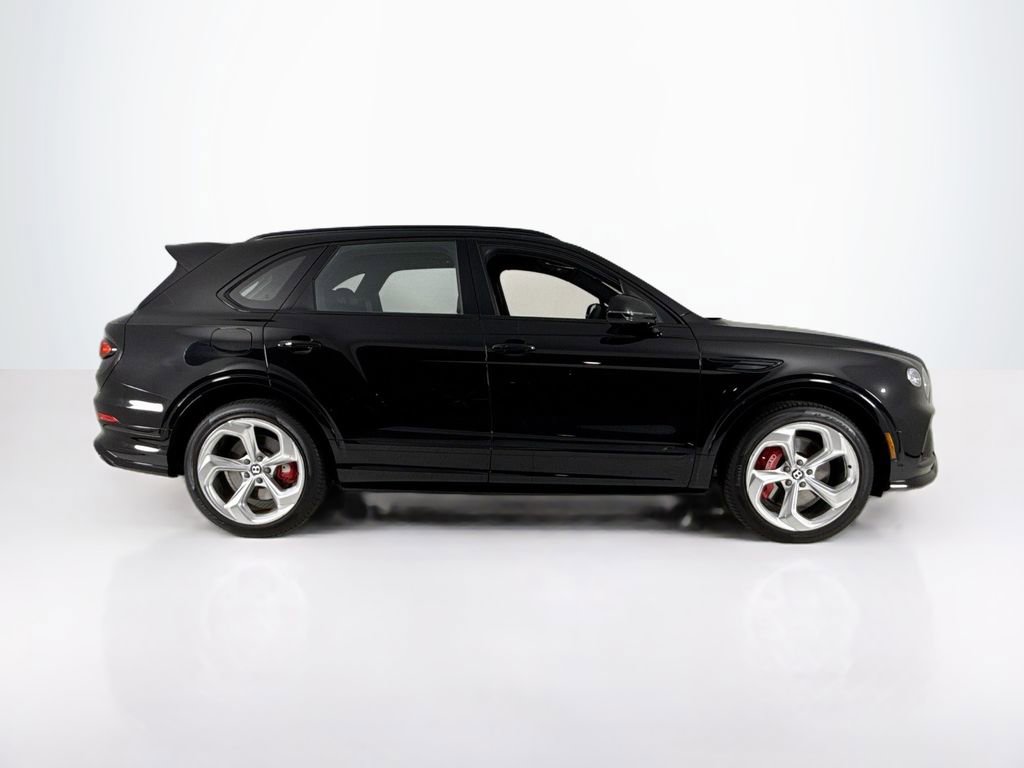Used 2022 Bentley Bentayga AWD/4WD image 6