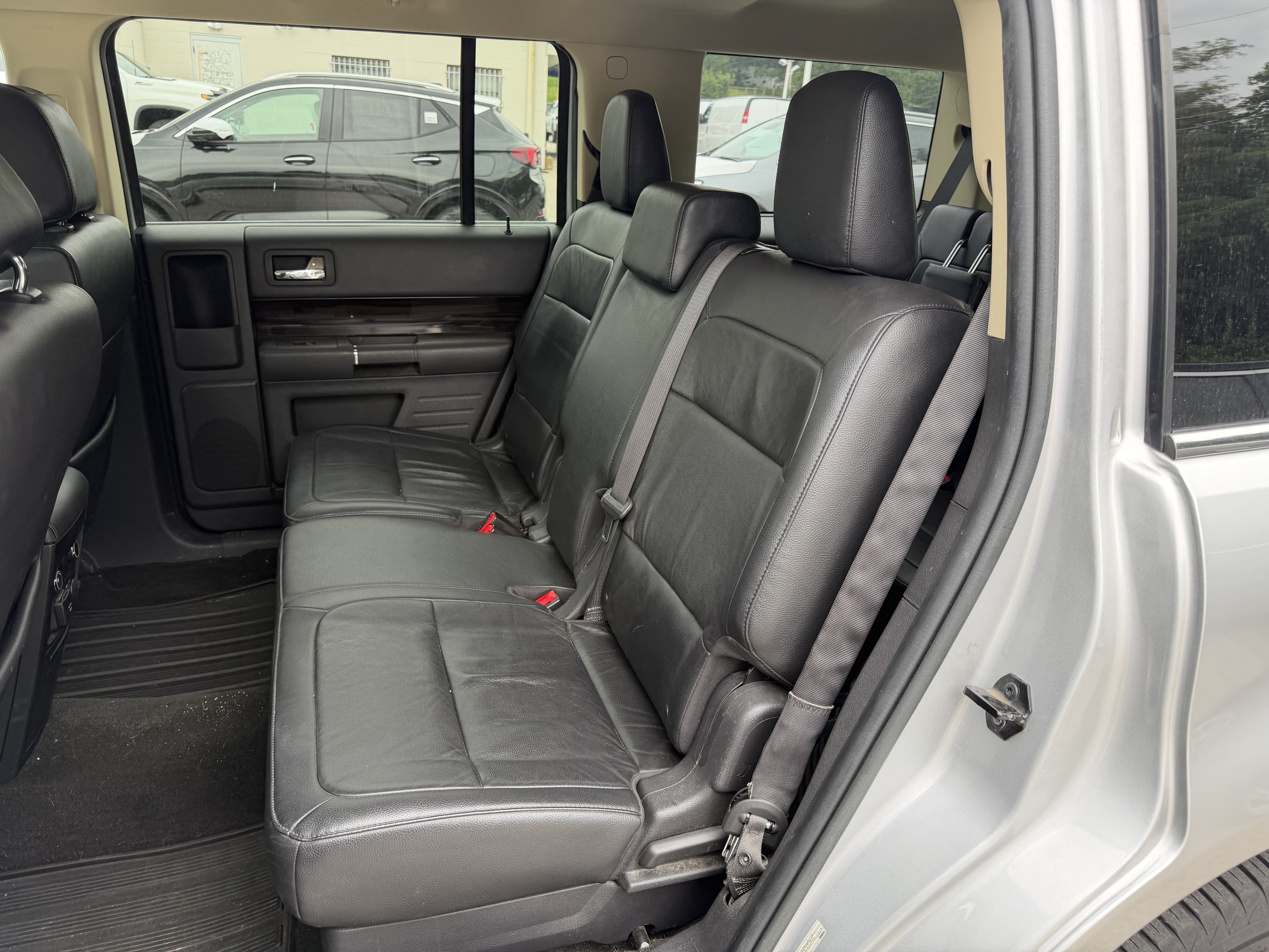 Used 2015 Ford Flex SEL w/ Equipment Group 202A FWD image 12