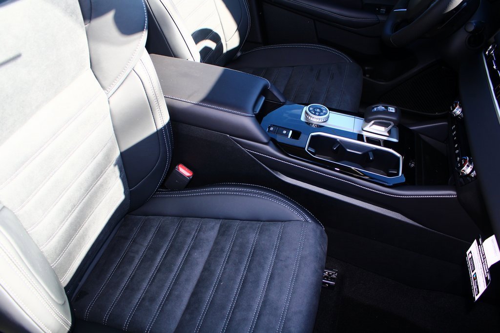 New 2026 Mitsubishi Outlander Trail Edition image 7