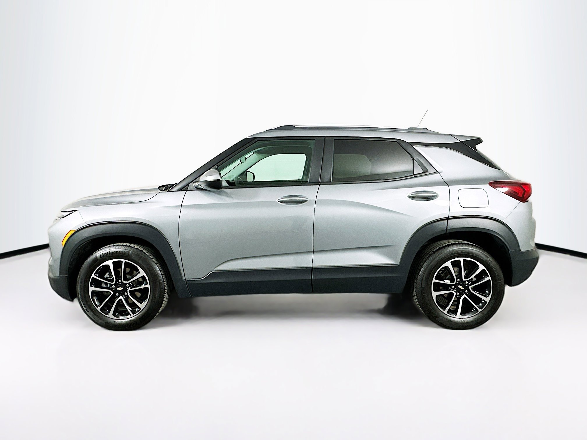 Used 2024 Chevrolet TrailBlazer LT image 4