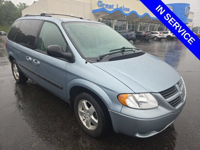 Used 2005 Dodge Caravan SXT FWD image 1