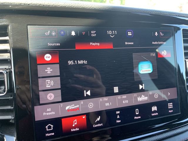 Used 2022 Dodge Durango R/T RWD image 24