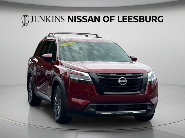 Certified 2023 Nissan Pathfinder SL w/ SL Premium Package FWD image 14