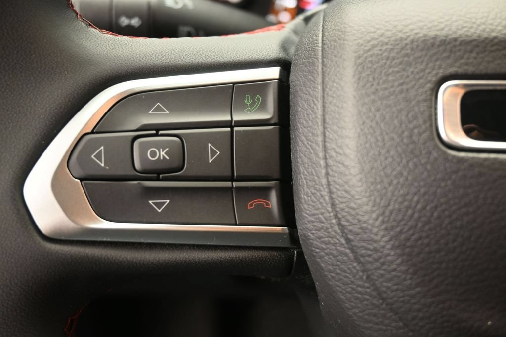 Used 2024 Jeep Compass Trailhawk AWD/4WD image 28