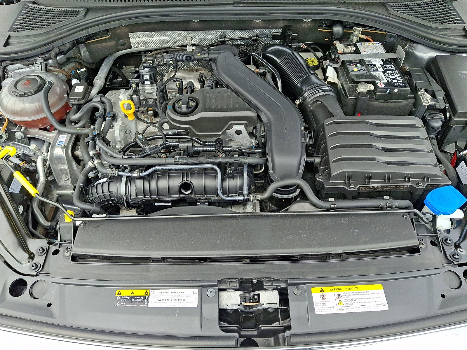 Certified 2024 Volkswagen Jetta SE w/ Panoramic Sunroof Package FWD image 28