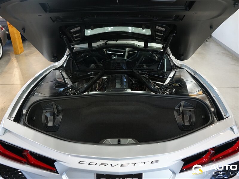 Used 2026 Chevrolet Corvette Stingray Coupe w/ 1LT RWD image 10