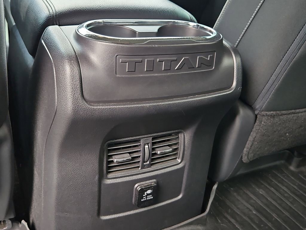 Used 2018 Nissan Titan SV w/ SV Convenience Package RWD image 19