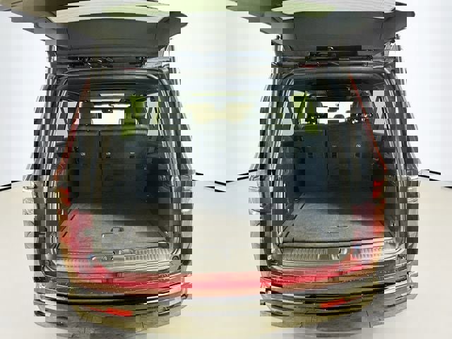 New 2025 Jeep Wagoneer L Series II image 31