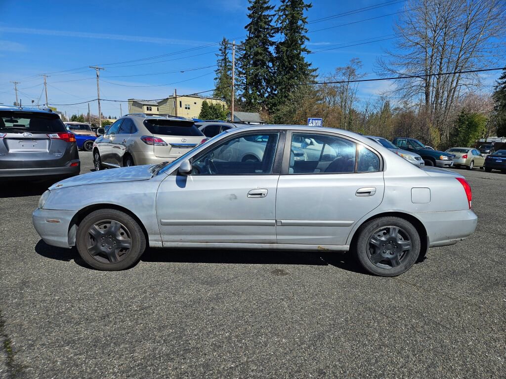 Used 2001 Hyundai Elantra GLS image 2