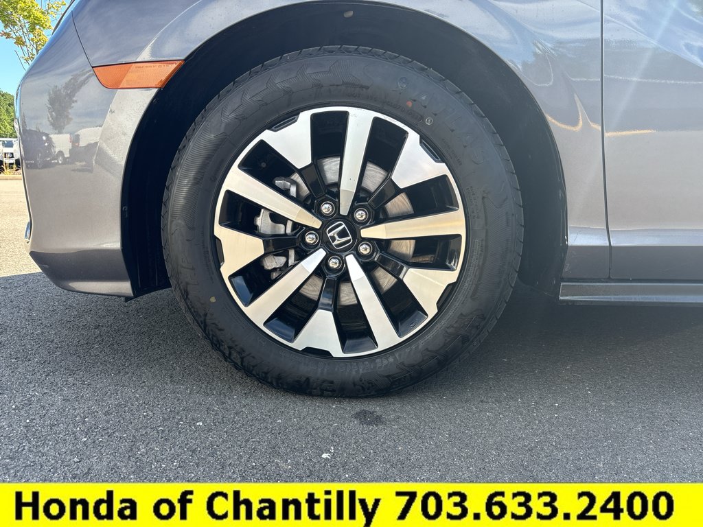 Certified 2025 Honda Odyssey EX-L image 31
