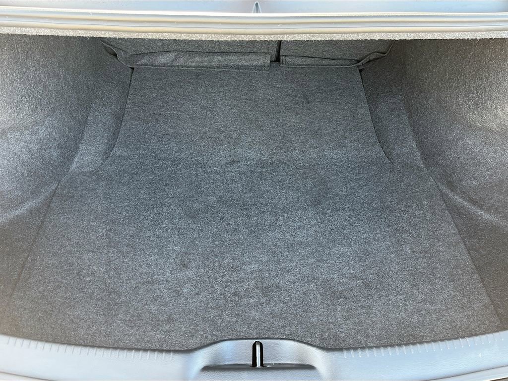 Used 2022 Chrysler 300 Touring w/ Sport Appearance Package image 23