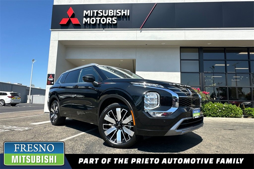 New 2025 Mitsubishi Outlander SEL
