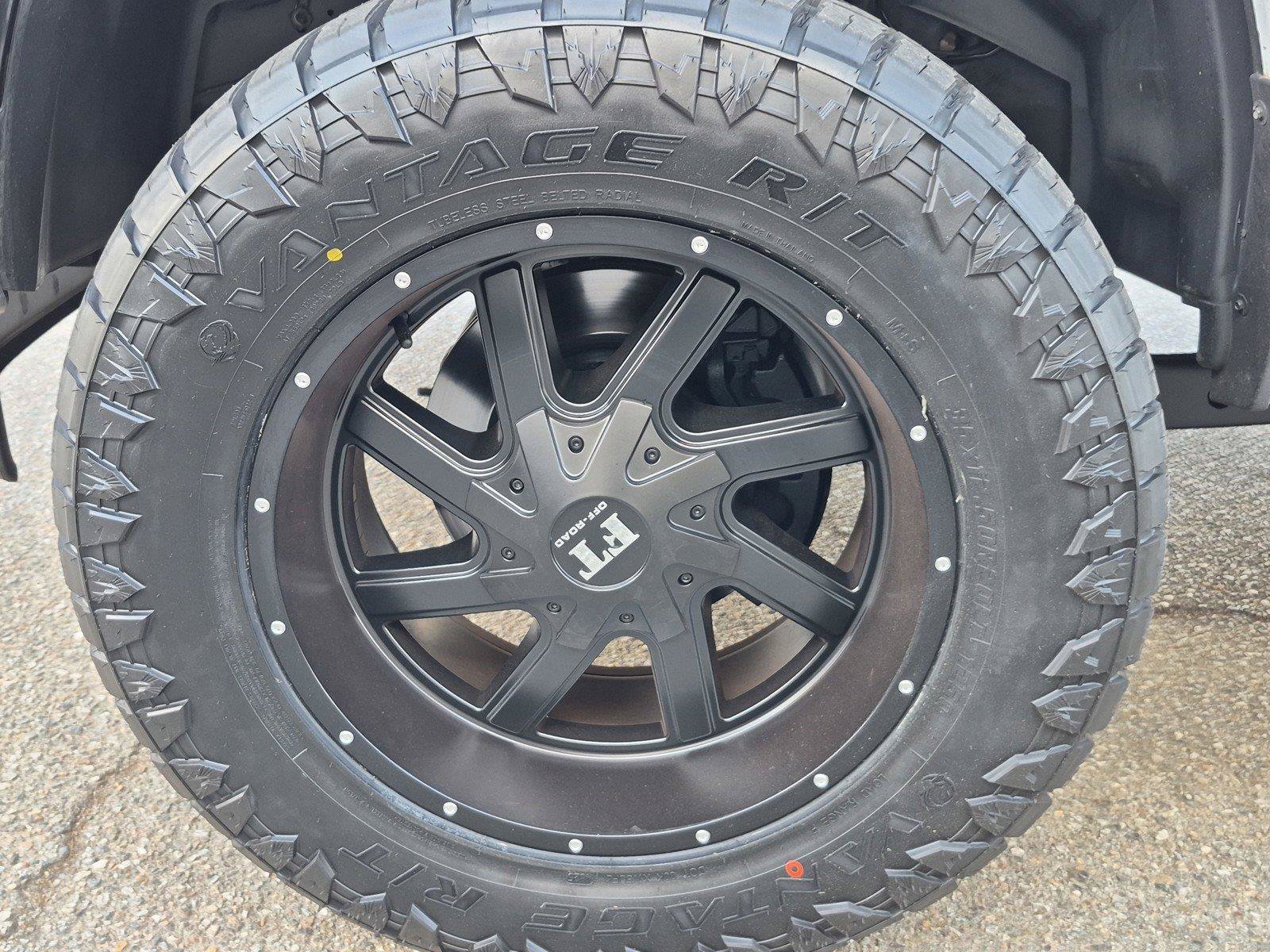 Certified 2024 RAM 2500 Big Horn w/ Off Road Package AWD/4WD image 15