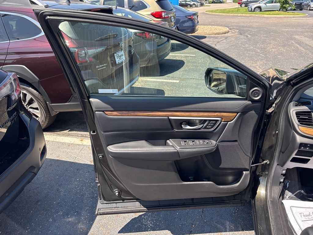 Used 2018 Honda CR-V Touring image 15