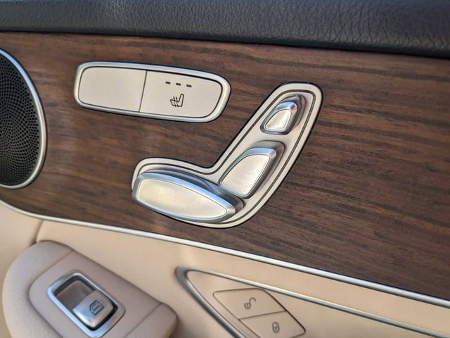 Used 2022 Mercedes-Benz GLC 300 4MATIC image 38