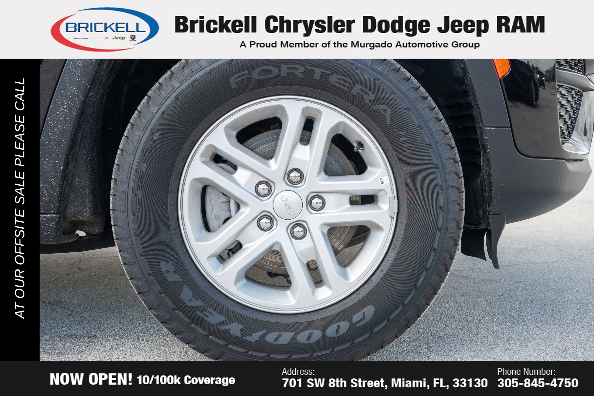 Used 2025 Jeep Grand Cherokee Laredo image 34