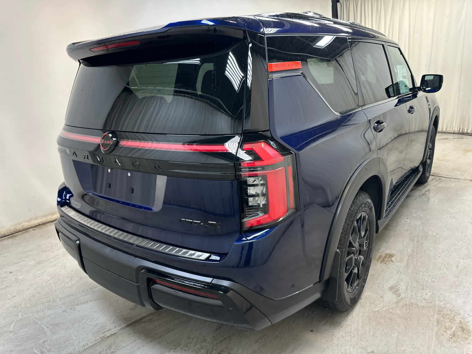 New 2025 Nissan Armada PRO-4X AWD/4WD image 10