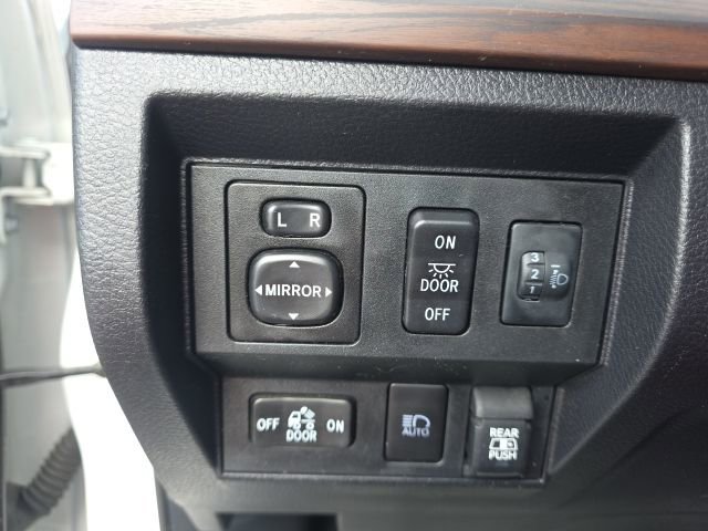 Used 2021 Toyota Tundra Limited w/ Limited Premium Package image 15