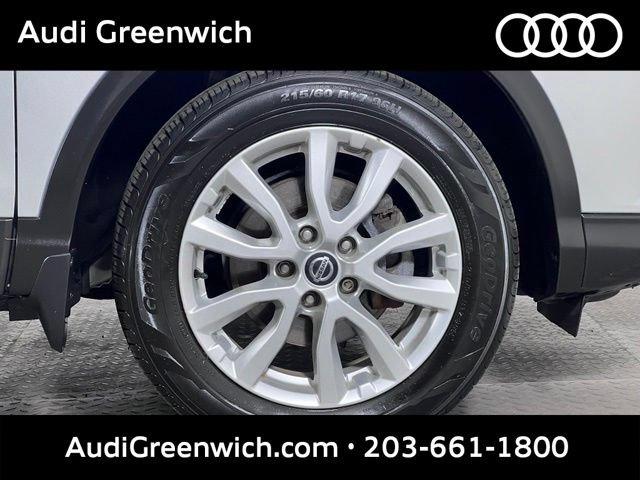 Used 2020 Nissan Rogue Sport SV AWD/4WD image 9