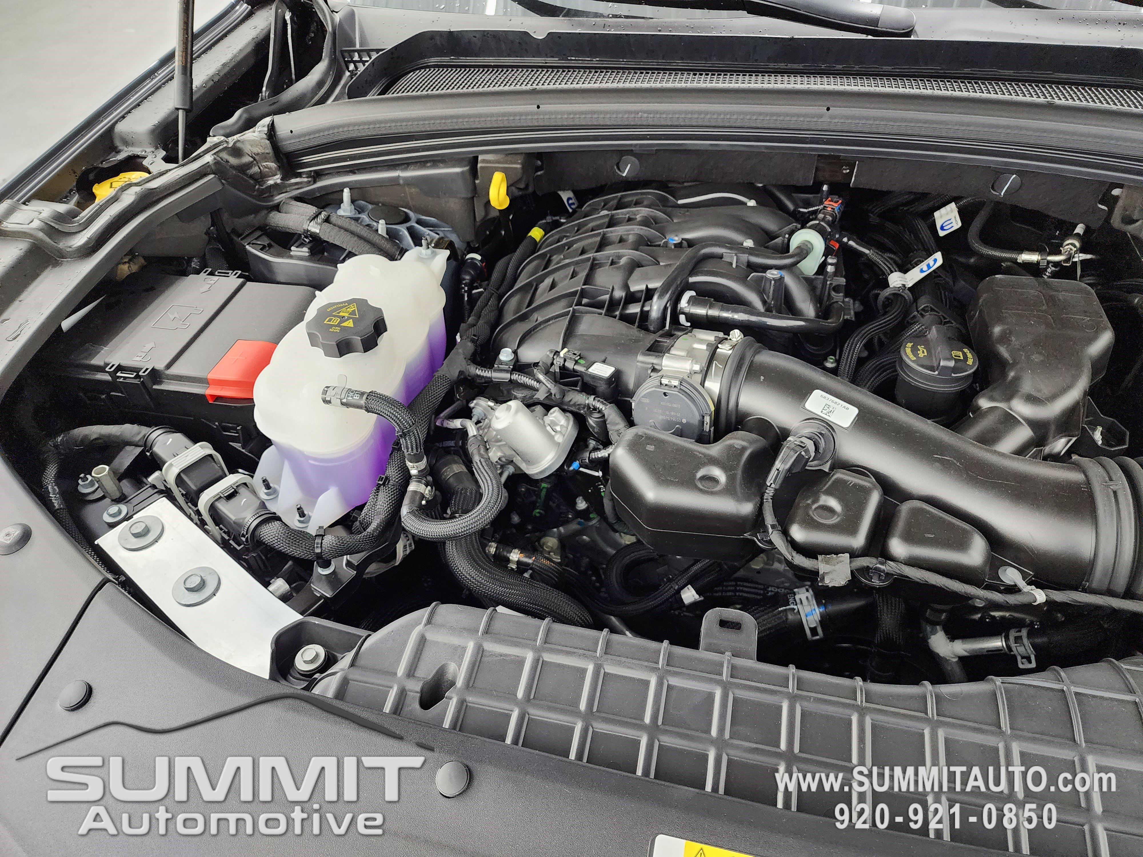 New 2025 Jeep Grand Cherokee Limited w/ Black Appearance Package image 22