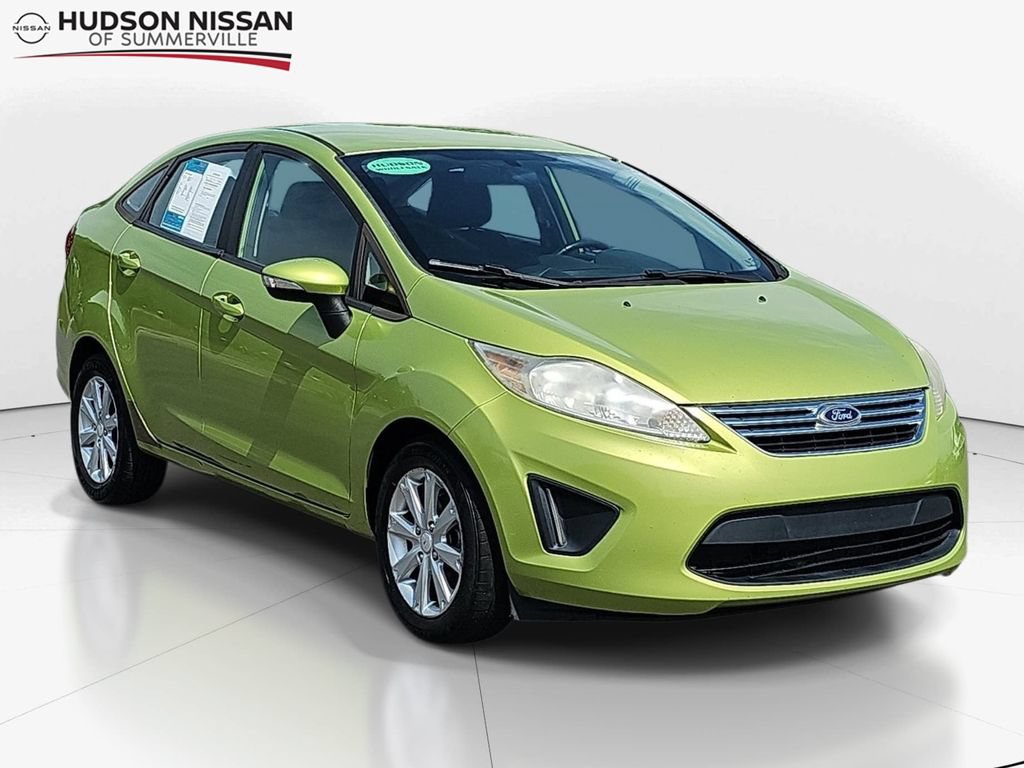 Used 2013 Ford Fiesta SE