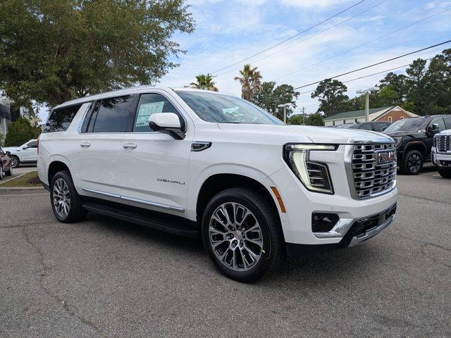 New 2026 GMC Yukon XL Denali w/ LPO, Floor Liner Package RWD image 2