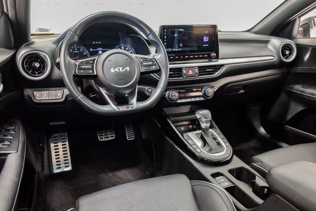 Used 2023 Kia Forte GT-Line w/ GT-Line Premium Package FWD image 7