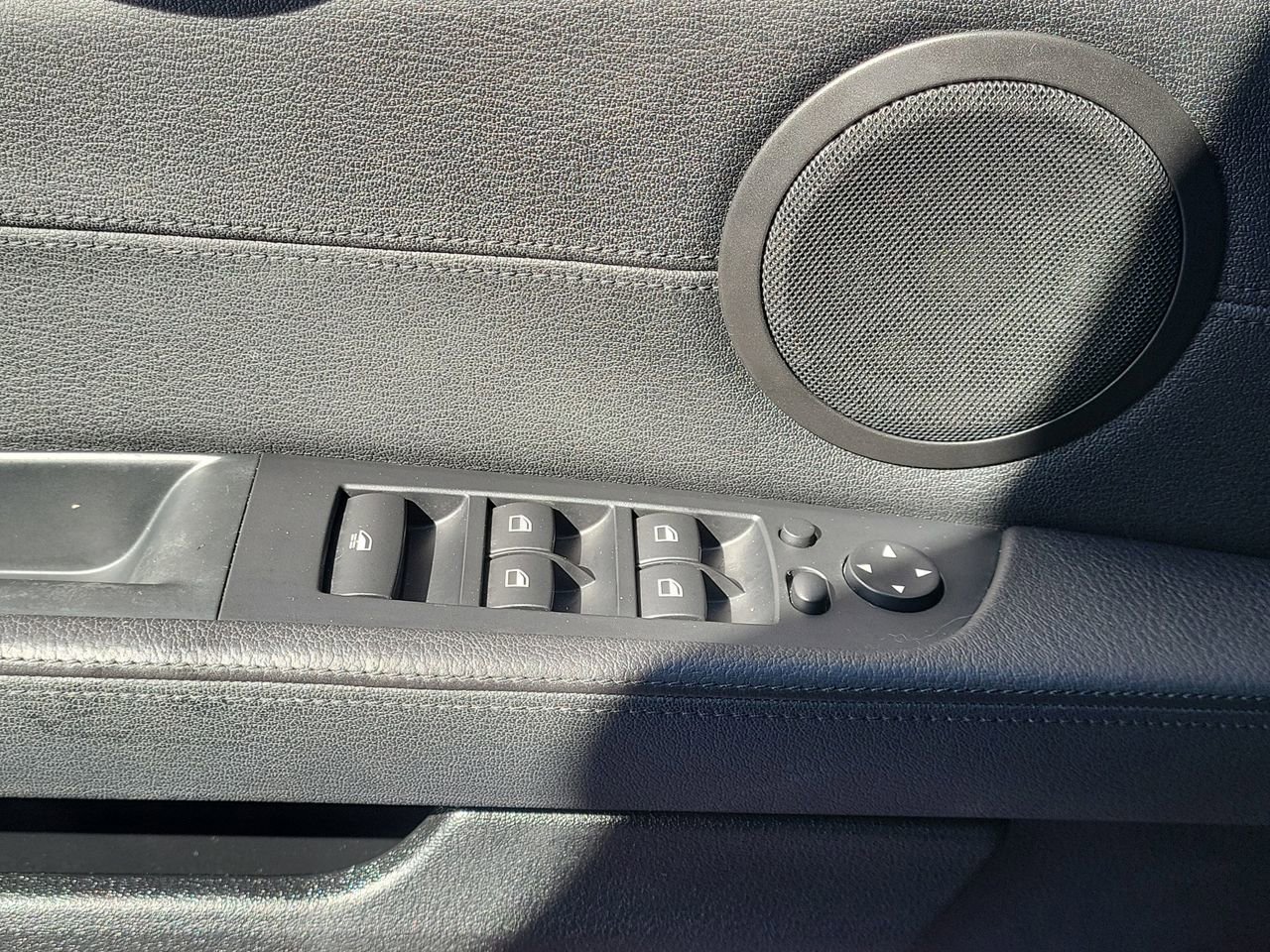 Used 2014 BMW Z4 sDrive35i image 31