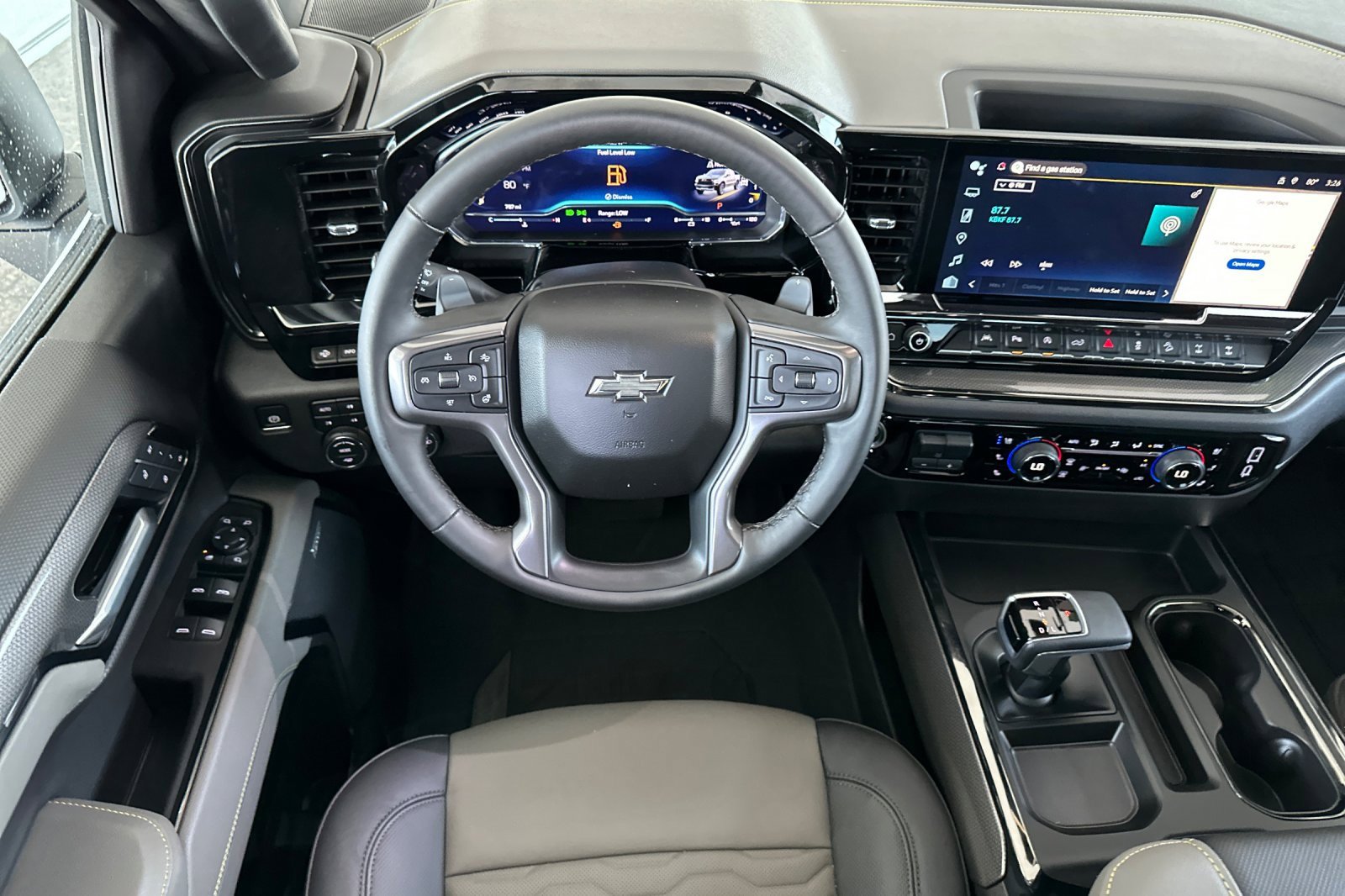 Used 2025 Chevrolet Silverado 1500 ZR2 w/ Technology Package image 17