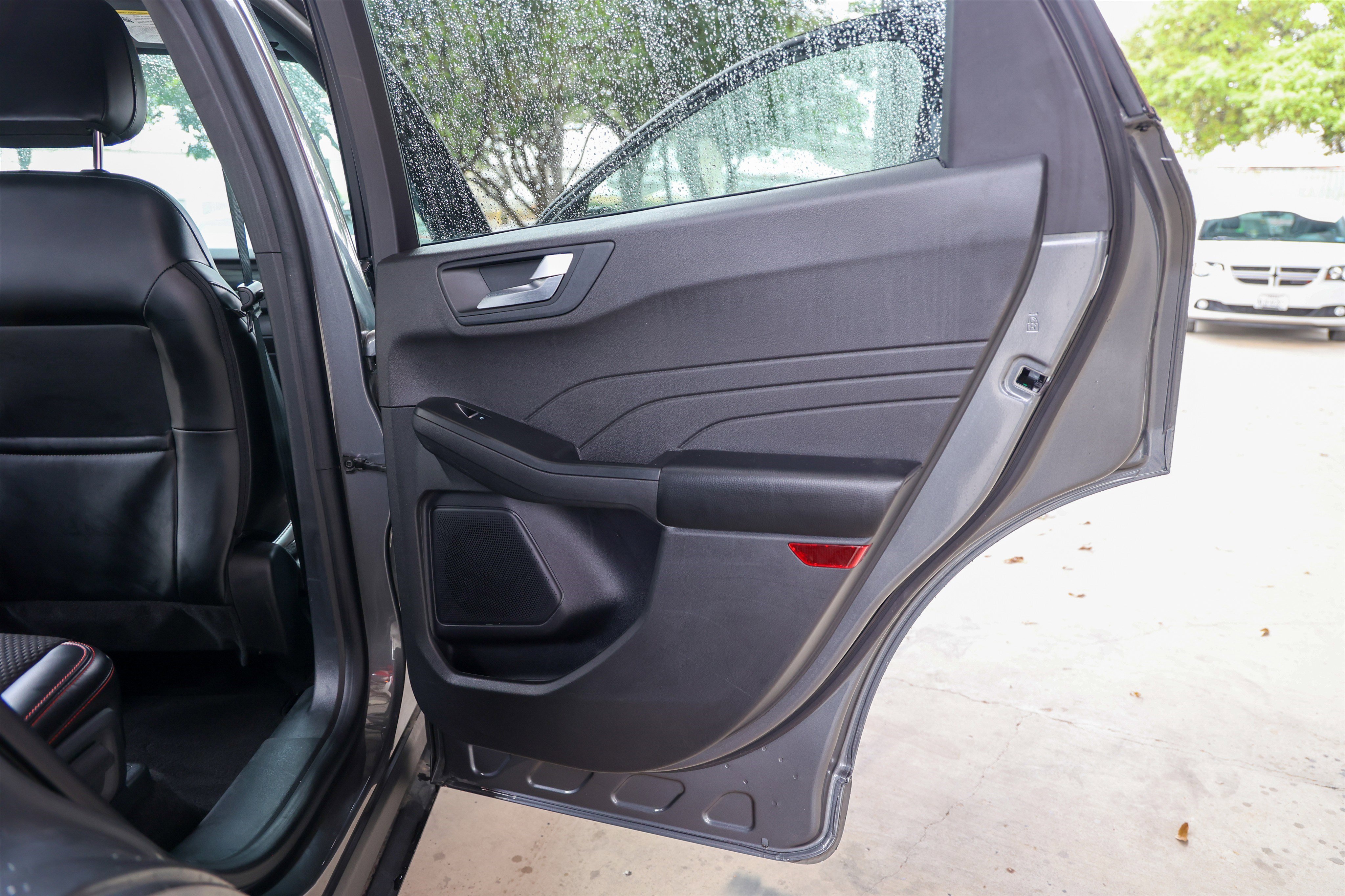 Used 2024 Ford Escape ST-Line image 29