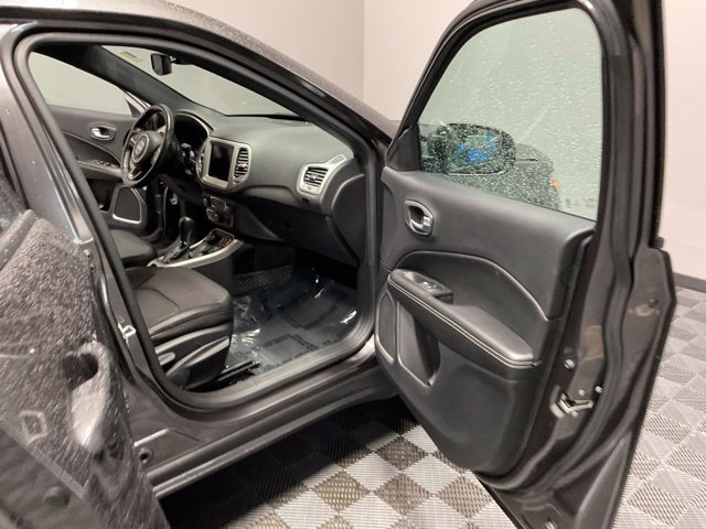 Used 2021 Jeep Compass Latitude AWD/4WD image 21
