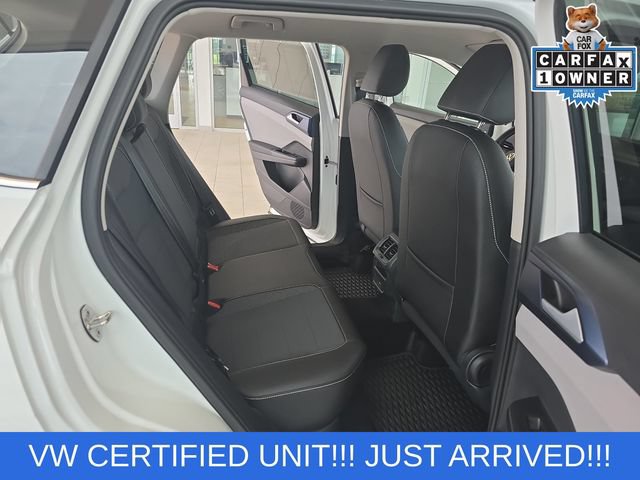 Used 2024 Volkswagen Taos SE FWD image 9