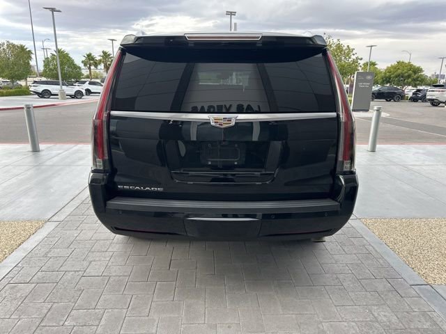 Used 2019 Cadillac Escalade Premium Luxury AWD/4WD image 6