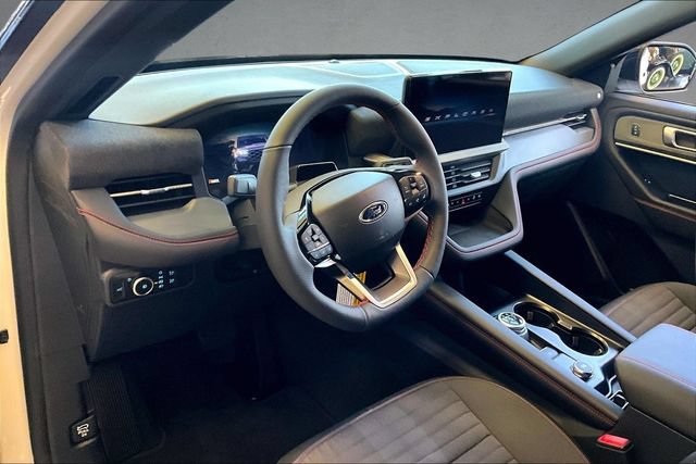 New 2026 Ford Explorer ST-Line w/ ST-Line Street Pack AWD/4WD image 5