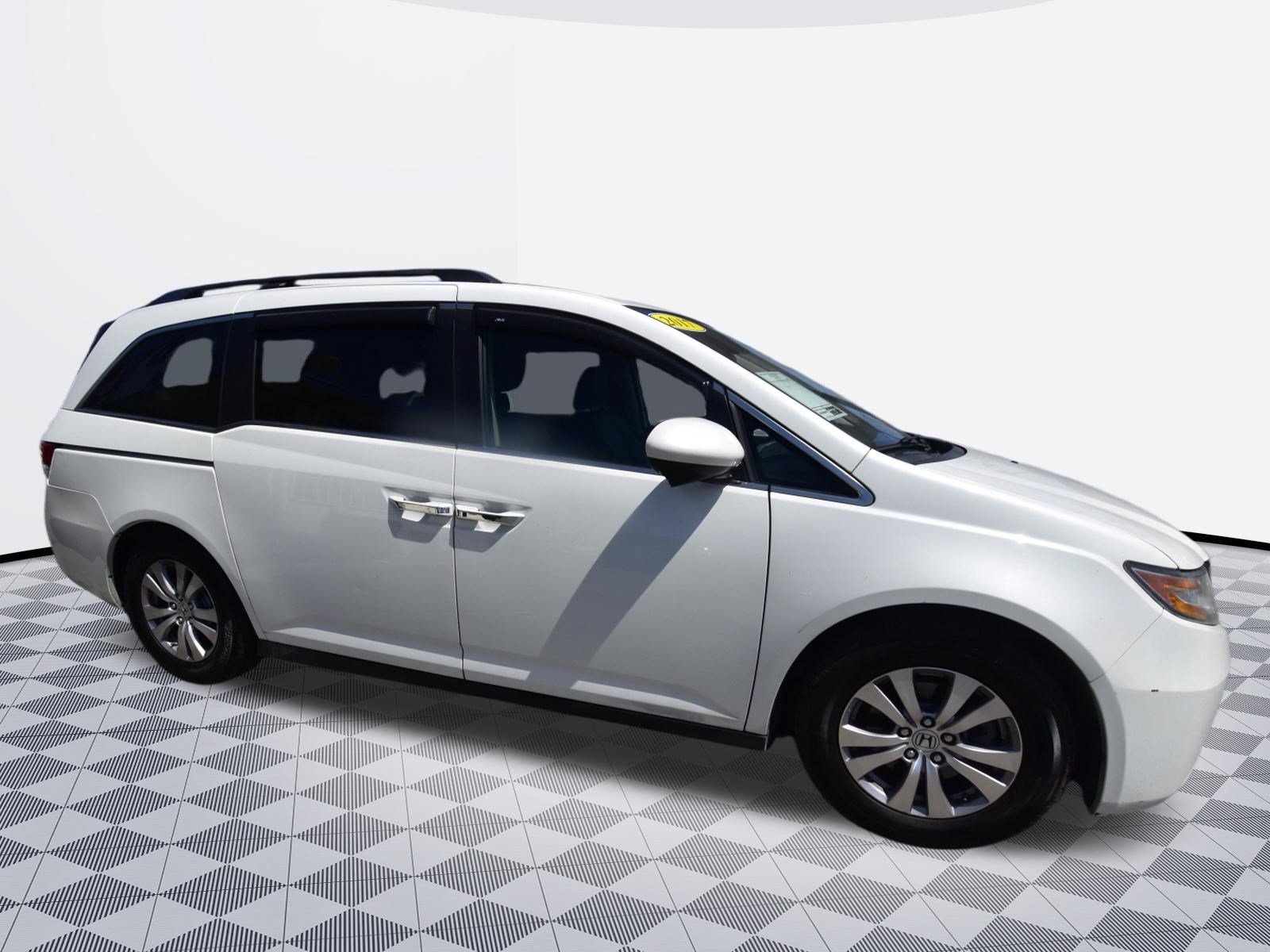 Used 2017 Honda Odyssey EX-L image 3