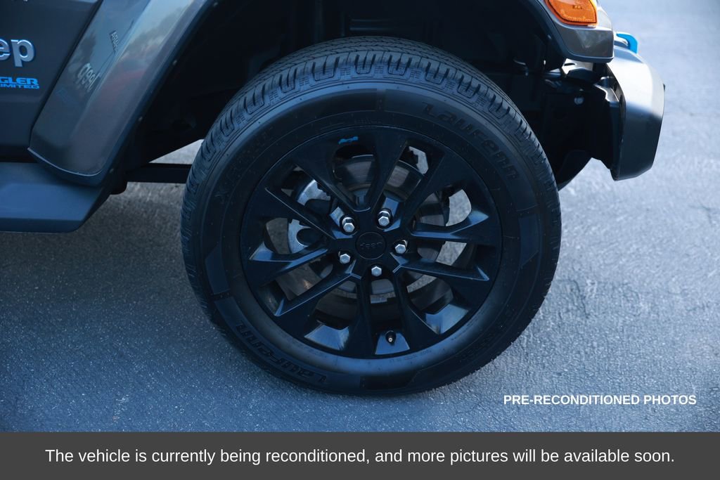 Used 2022 Jeep Wrangler Unlimited Sahara image 8
