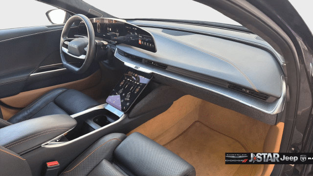 Used 2024 Lucid Air Touring AWD/4WD image 15