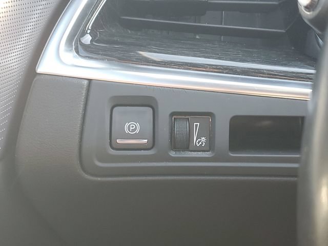 Certified 2023 Cadillac XT5 Premium Luxury AWD/4WD image 20