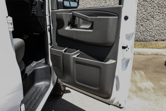 Used 2021 Chevrolet Express 2500 w/ Enhanced Convenience Package RWD image 36
